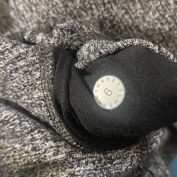 🍋LULULEMON🍋 - Picture 4 of 7